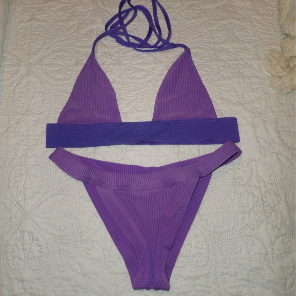 Frankies Bikinis Purple Bikini Set!